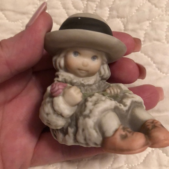 KIM ANDERSON ENESCO FIGURINE - Picture 1 of 4